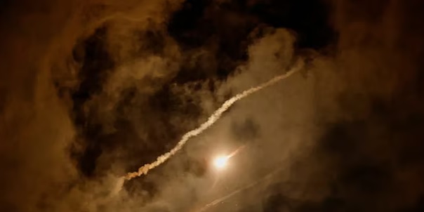 ইরান কীভাবে বিশ্বের সর্বাধুনিক আকাশ প্রতিরক্ষাব্যবস্থা ভাঙতে সক্ষম হচ্ছে